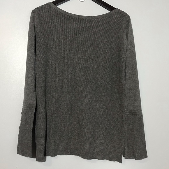 2 for $20 Melanie Lyne Sweater Medium - Picture 2 of 7